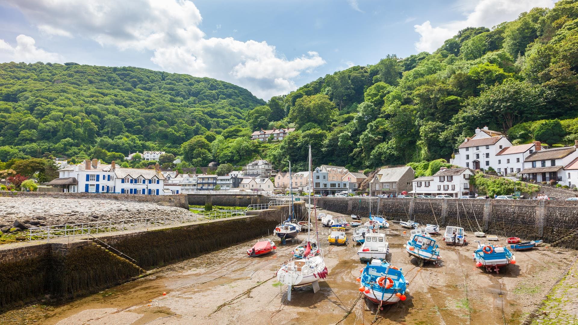 Coach holiday to Lynmouth